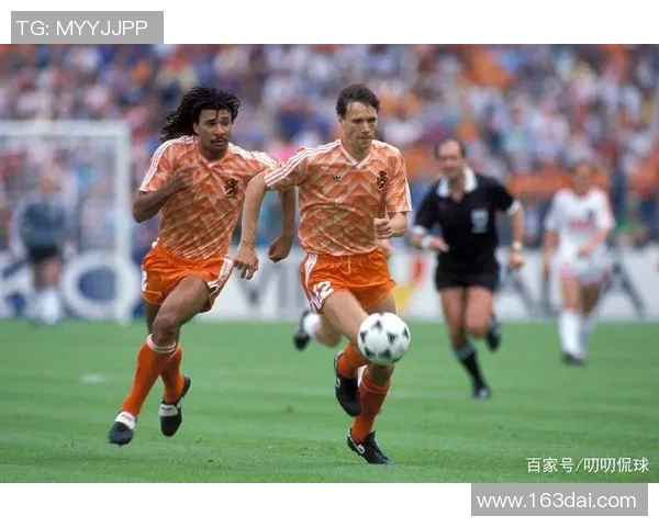 足球明星太太们的华丽礼服瞬间展现优雅与风采的精彩瞬间